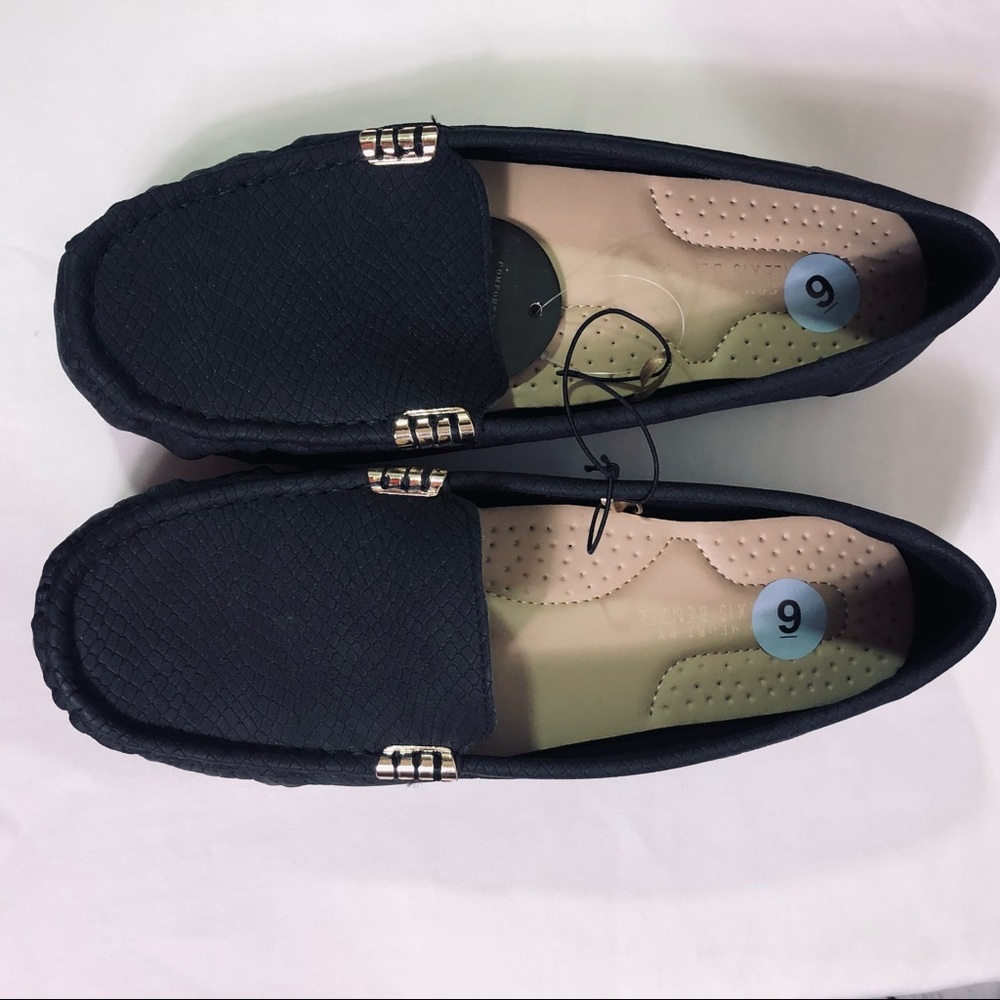 Alexis Bledel flat smoking shoe slipper